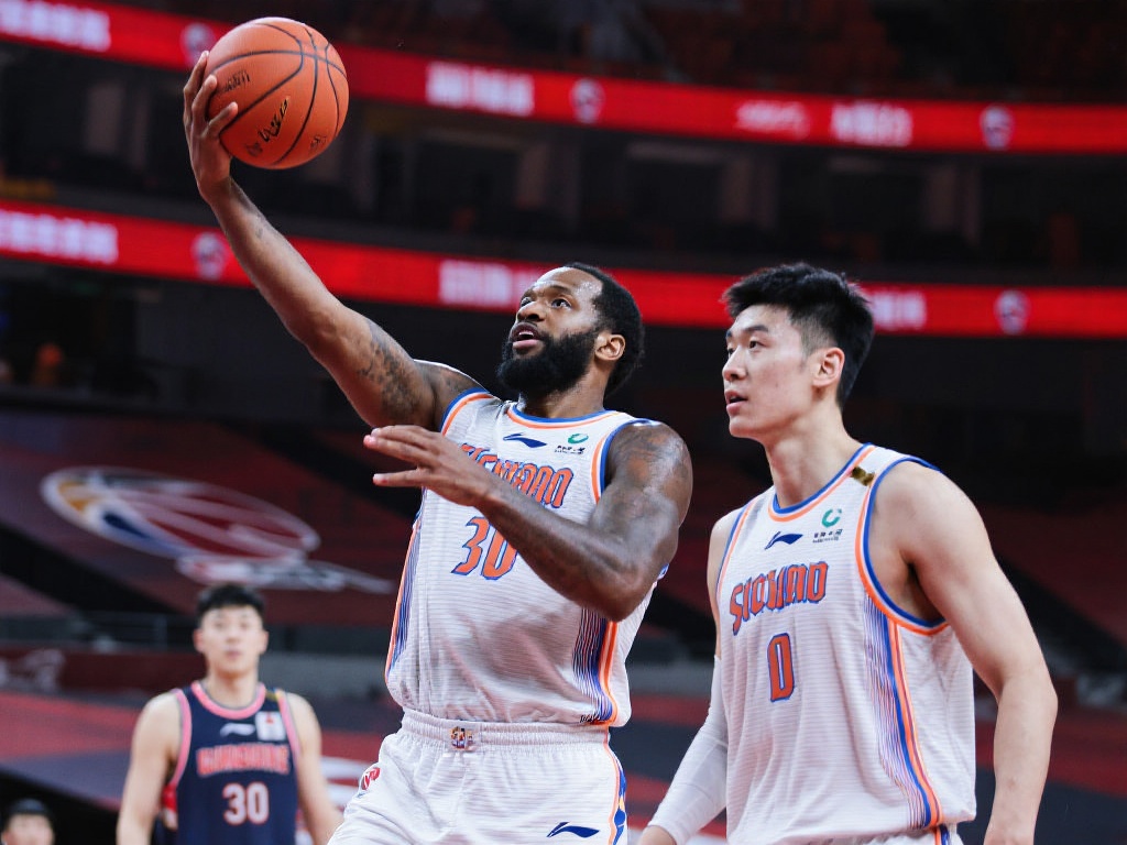 四川VS广东全阵容揭晓：亨特徐杰领衔复出大战